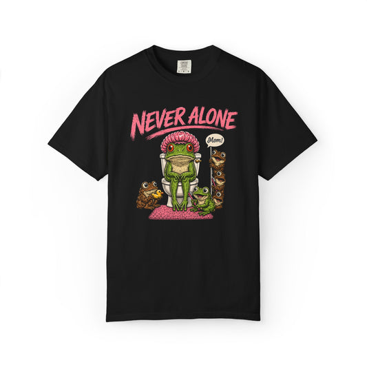 “Never Alone” Frog Graphic T-Shirt | Funny Weirdcore Tee | Meme Aesthetic Shirt